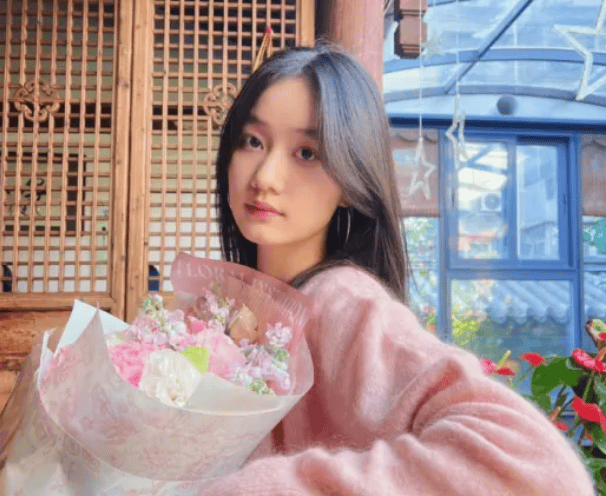 怎么开通皇冠信用网口_48岁赵薇“女儿”被全网“禁止整容”怎么开通皇冠信用网口,如今17岁变化太大,不敢认