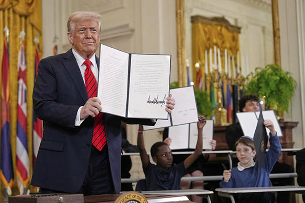 世界杯皇冠信用代理_美媒焦虑:中国为底层年轻人提供世界级教育世界杯皇冠信用代理,美政府却背道而驰