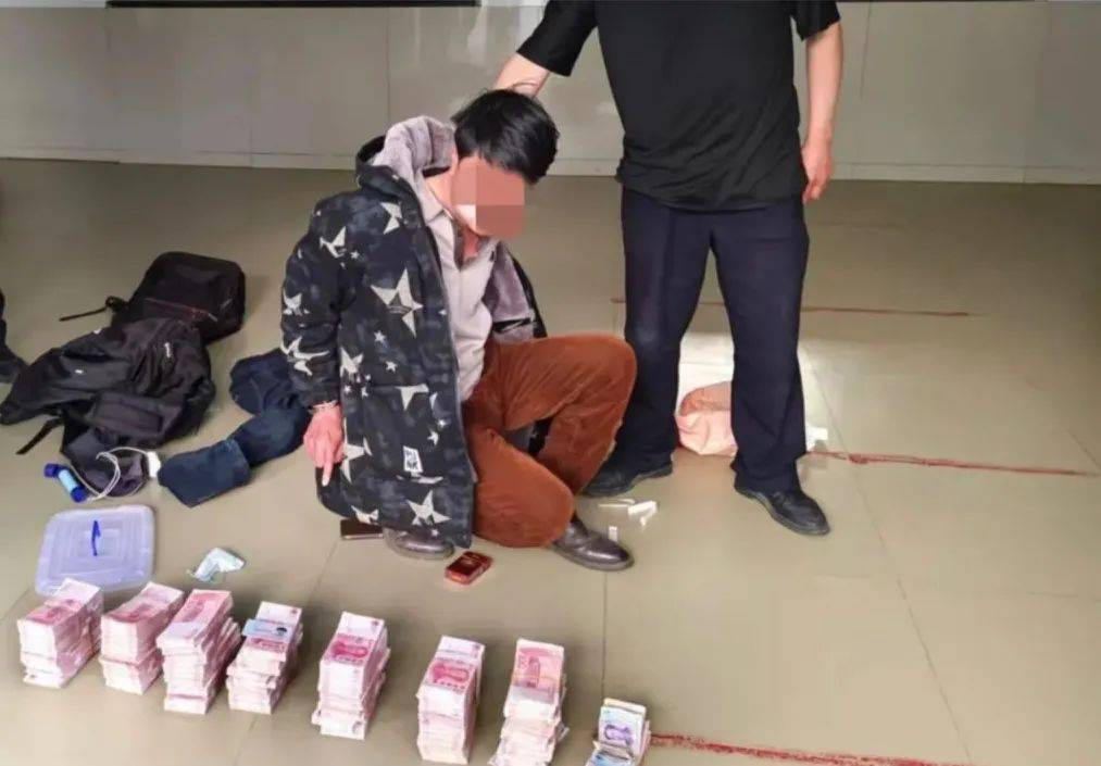 皇冠信用网开号_网逃男子携带70多万元现金“隐居”山洞皇冠信用网开号，白天睡觉，晚上才敢上街购物
