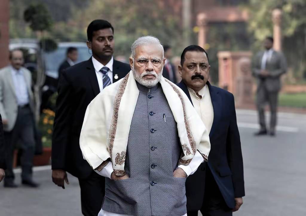 皇冠信用账号怎么开_又打起来了!印军再次开火皇冠信用账号怎么开,30多人被击毙,局势愈发严峻!