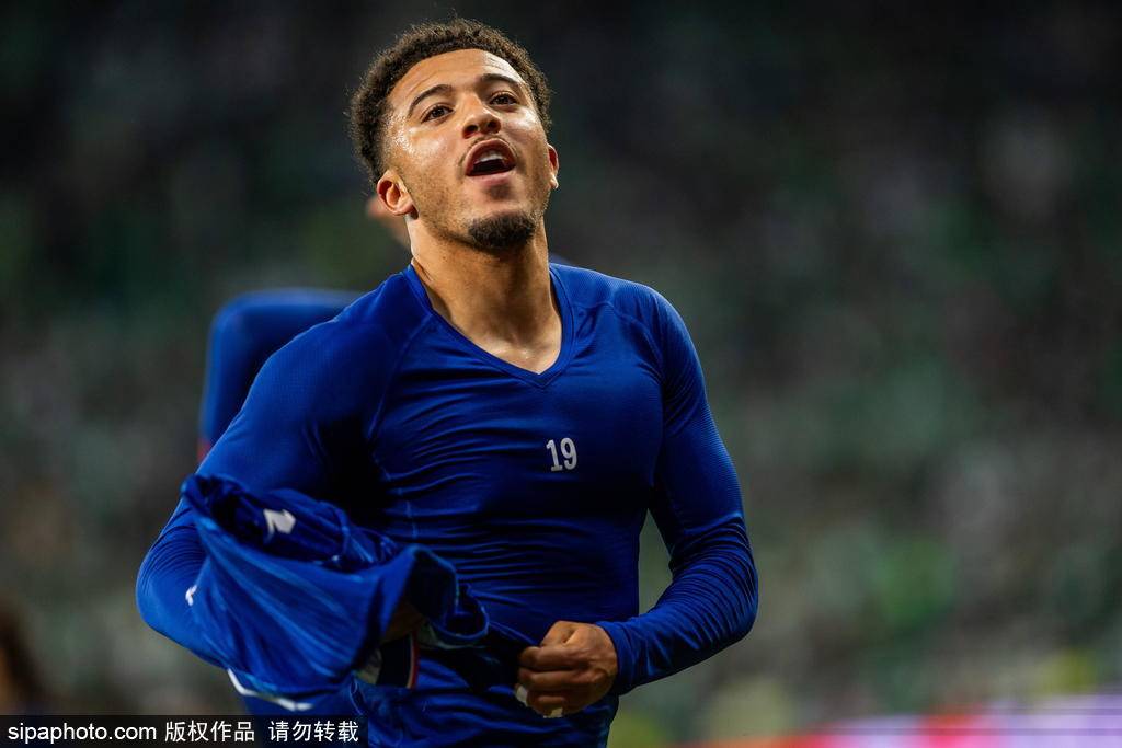 皇冠信用网庄家_欧战全满贯皇冠信用网庄家!欧协-桑乔建功帕尔默2助 切尔西4-1贝蒂斯夺冠