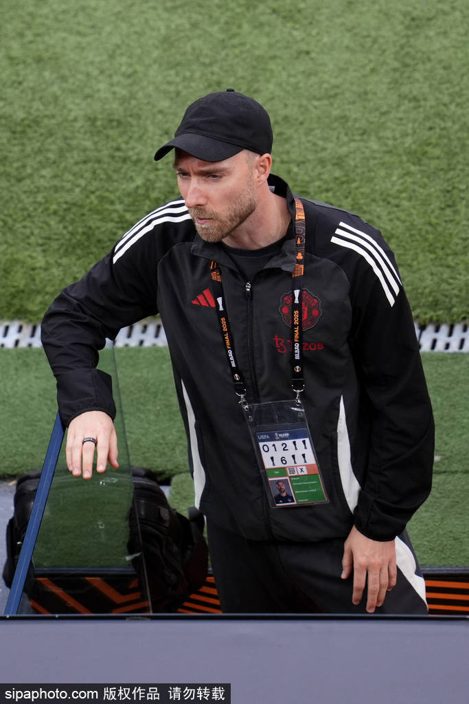 皇冠足球管理平台出租_官宣!埃里克森告别曼联皇冠足球管理平台出租,经纪人曝惊人下一站!阿莫林清洗第一刀?