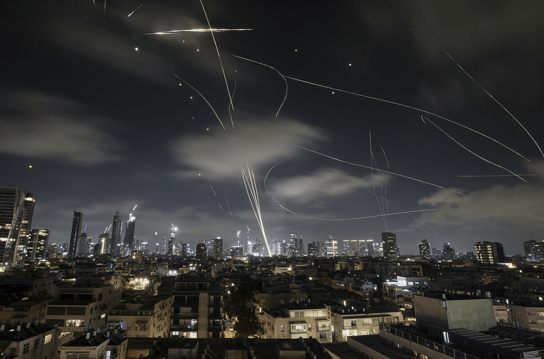 皇家马德里vs希拉尔_以伊空战惊现“代差碾压”:70套防空系统蒸发皇家马德里vs希拉尔,伊朗天空为何门户大开?