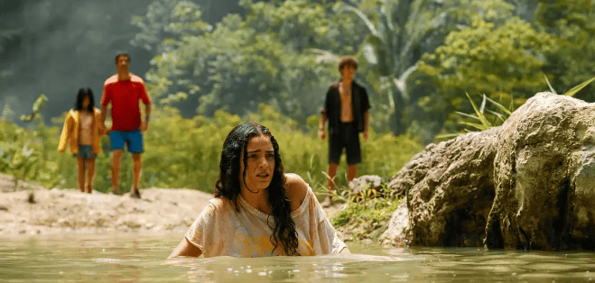 皇冠登3新2管理_两天破亿!观众边骂边看的《侏罗纪世界:重生》皇冠登3新2管理,为何还是暑期档票房收割机?