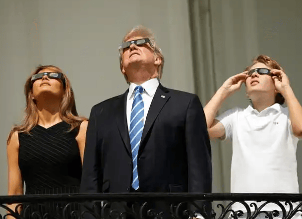 冰岛超级联赛_来不来9.3阅兵?特朗普正式官宣冰岛超级联赛,邀请函已发出,关键时刻喊话中国:先送美国一笔“大单”?