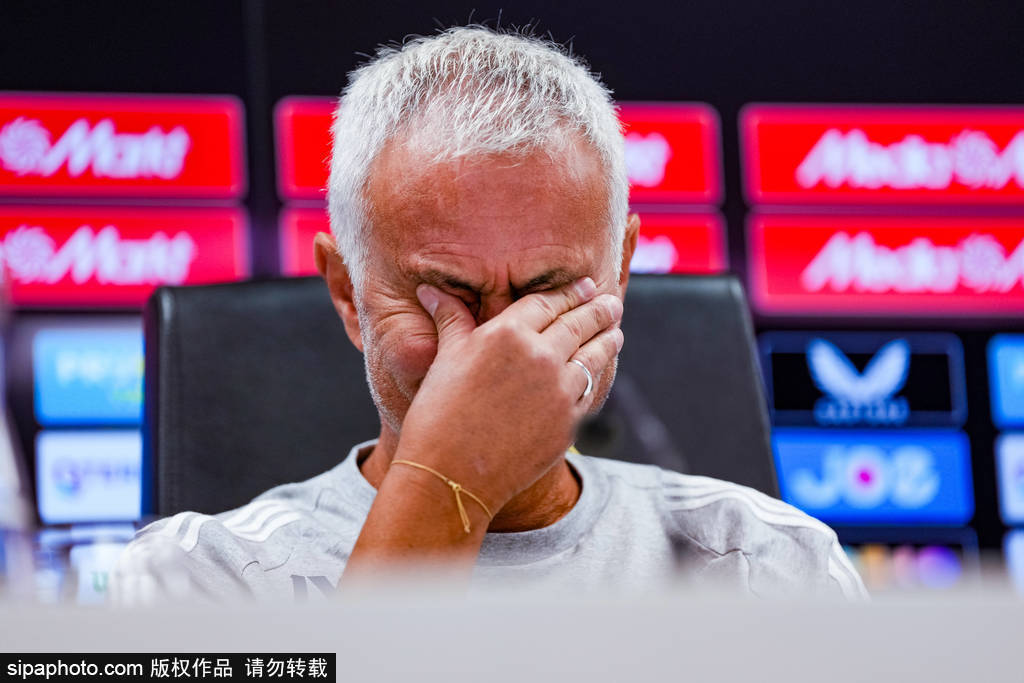 乌米亚vs奥迪沃德_穆里尼奥遭费内巴切解雇:生涯第七次下课背后的故事与影响