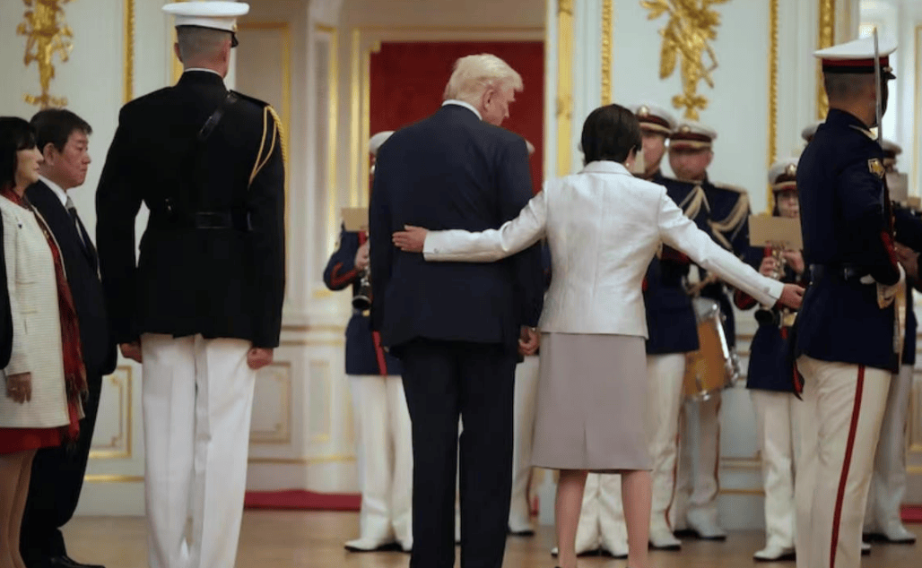 皇冠皇冠信用網平台
_中方“斩首”警告后皇冠皇冠信用網平台
,不到1天,特朗普就对日本翻脸:某些人不是美国的朋友