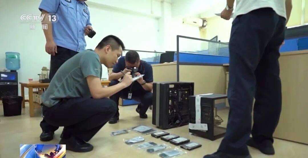 底特律活塞 vs 亚特兰大老鹰
_广州南站底特律活塞 vs 亚特兰大老鹰
,一男子频繁“上厕所”,被警方盯上