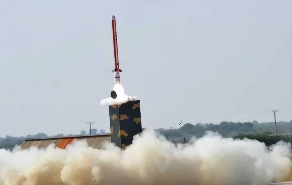 皇冠信用网登2代理_潜艇“下饺子”皇冠信用网登2代理,印媒惊讶4艘039B同时造,火力升级颠覆印巴海战