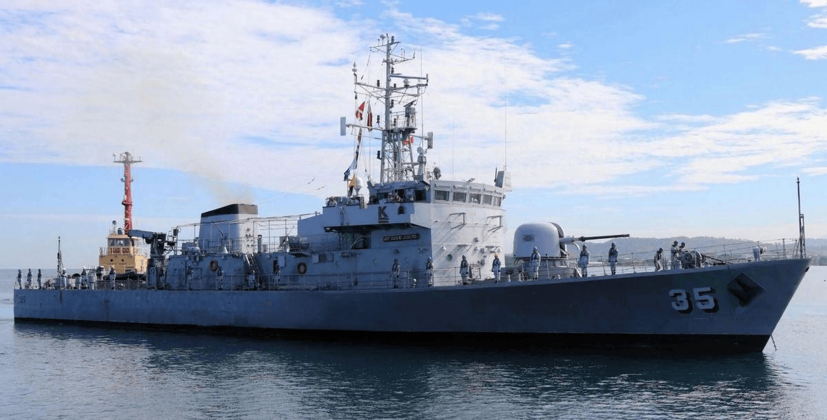 正版皇冠信用网_菲律宾炫耀光电“锁定”054A正版皇冠信用网,一看位置,原来已到菲军“家门口”了!