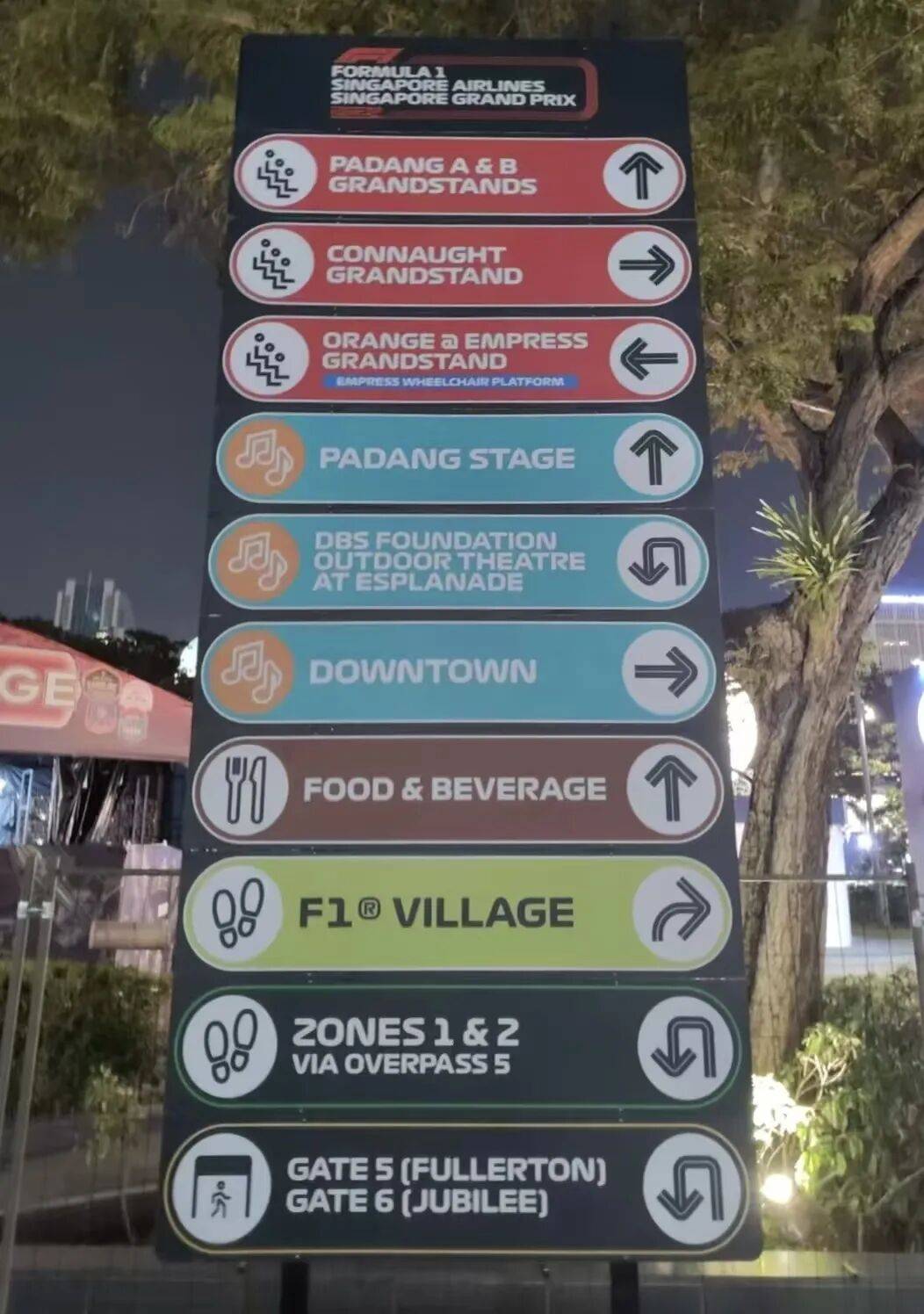 皇冠信用网登2_马来西亚华人被排挤但中文流利皇冠信用网登2,新加坡华人为何却主动抛弃中文?