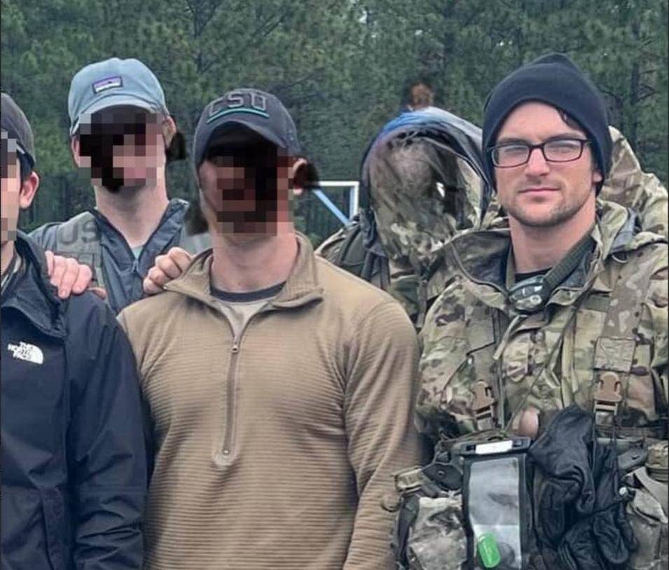 皇冠登一登二登三区别_俄军炸死六条大鱼!炸死俄叛军总司令皇冠登一登二登三区别,炸死两名中国香港籍雇佣兵