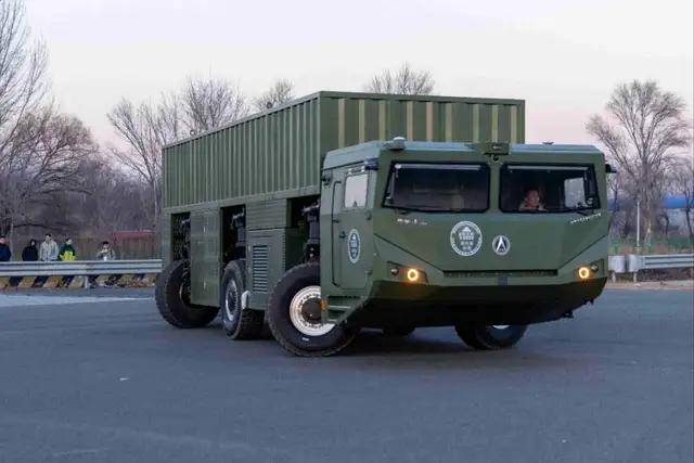 信用盘皇冠申请注册_全球独一份信用盘皇冠申请注册,中国洲际导弹车为啥要“横着走”?这里面真有大讲究